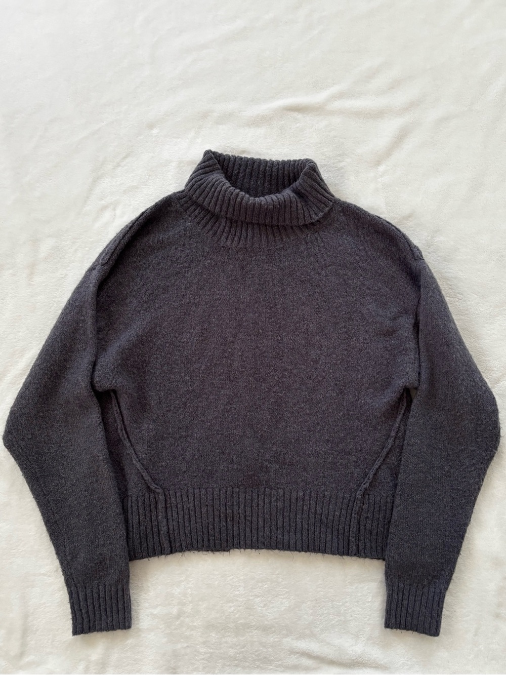 Gentle Fawn dark grey turtleneck